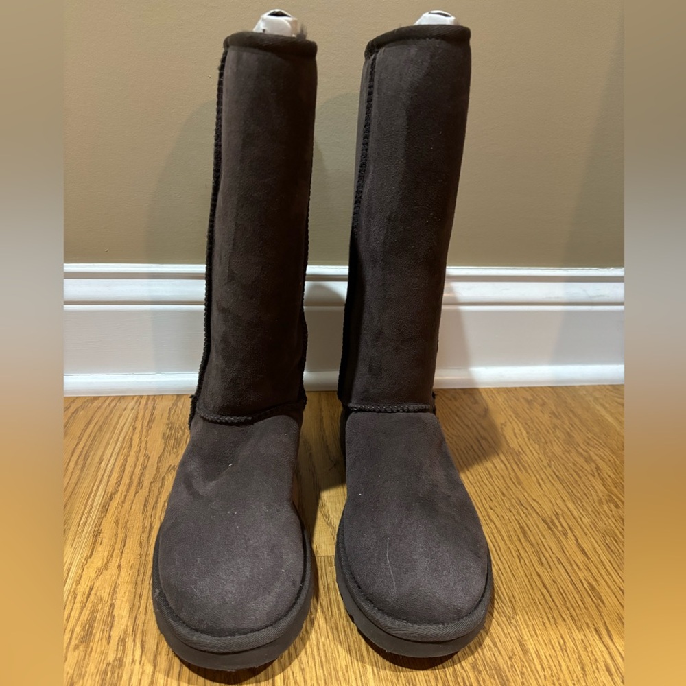 Women's Tall Ugg Boots - Brown Suede